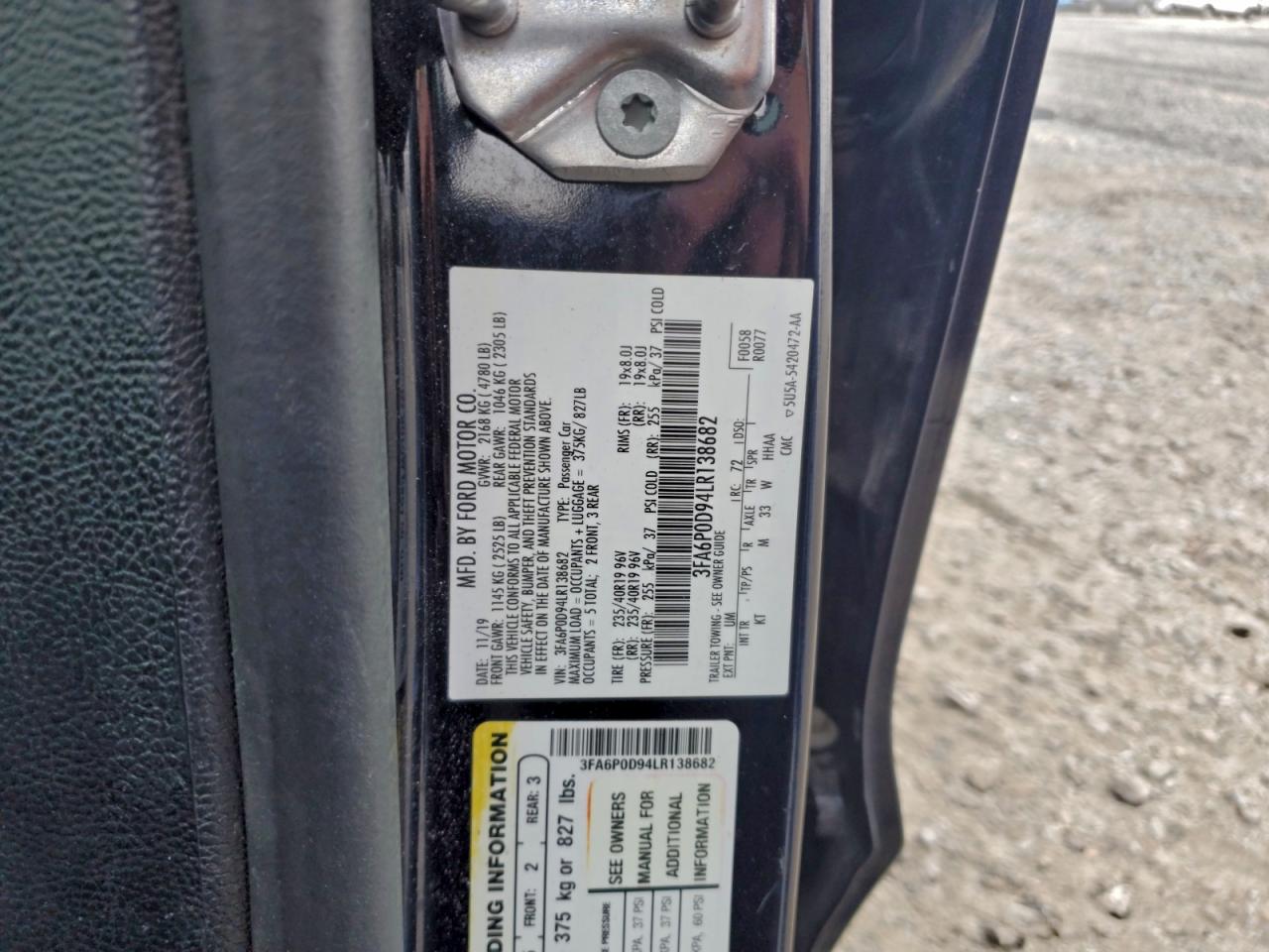 Ford Fusion Titanium Image 10