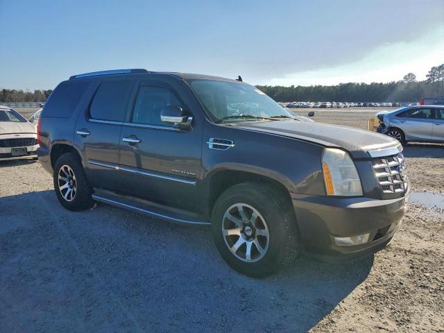 Cadillac Escalade Luxury Image 12