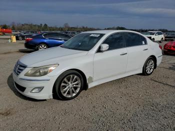  Salvage Hyundai Genesis