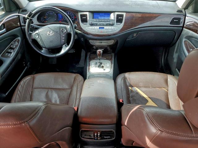 Hyundai Genesis 3.8l Image 6