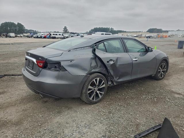 Nissan Maxima 3.5s Image 3