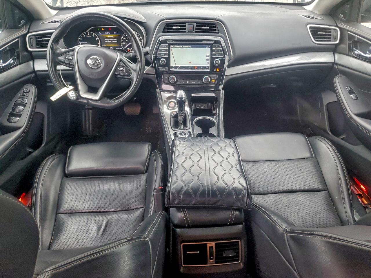 Nissan Maxima 3.5s Image 4