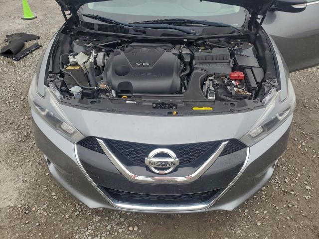 Nissan Maxima 3.5s Image 6