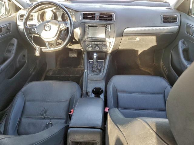 Volkswagen Jetta Se Image 2