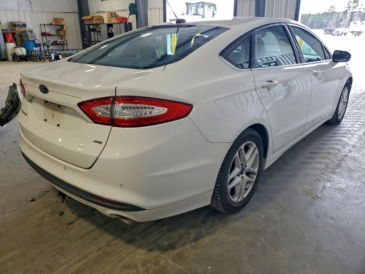Ford Fusion Se Image 8