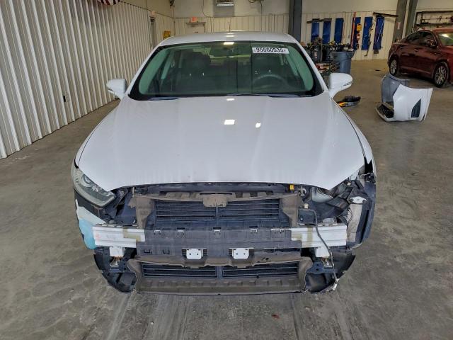 Ford Fusion Se Image 5