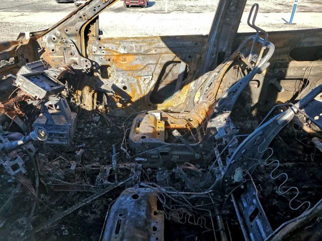 Nissan Pathfinder S Image 11