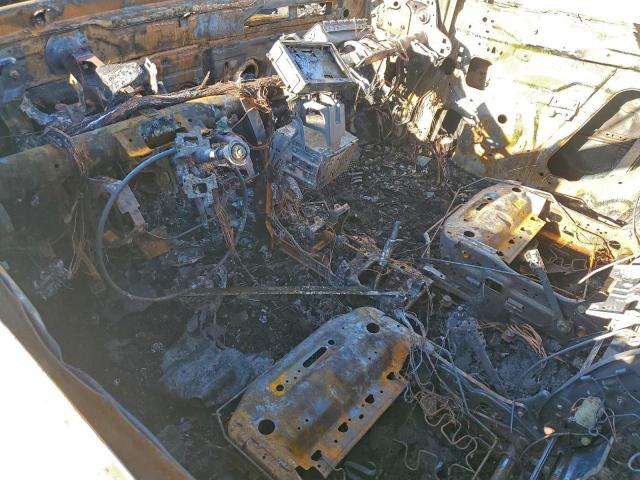 Nissan Pathfinder S Image 4