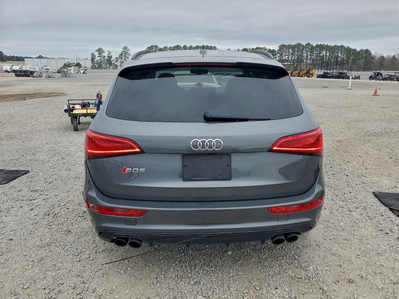 Audi Sq Premium Plus Image 13