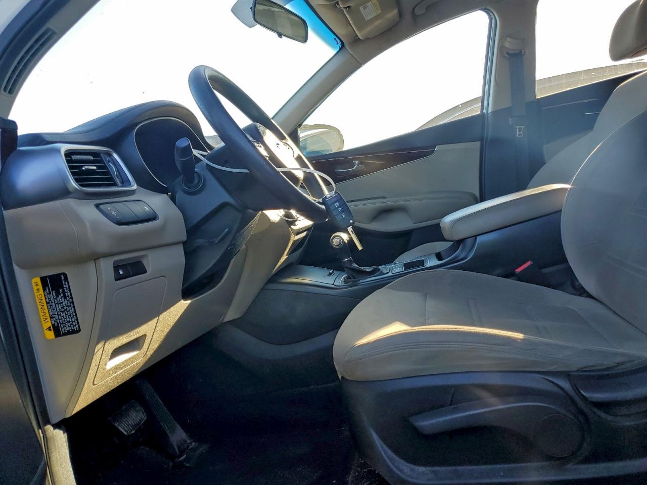 Kia Sorento Lx Image 3