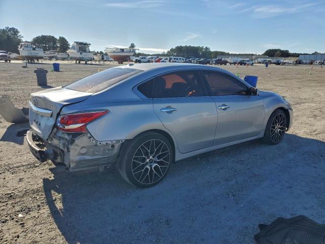 Nissan Altima 2.5 Image 7