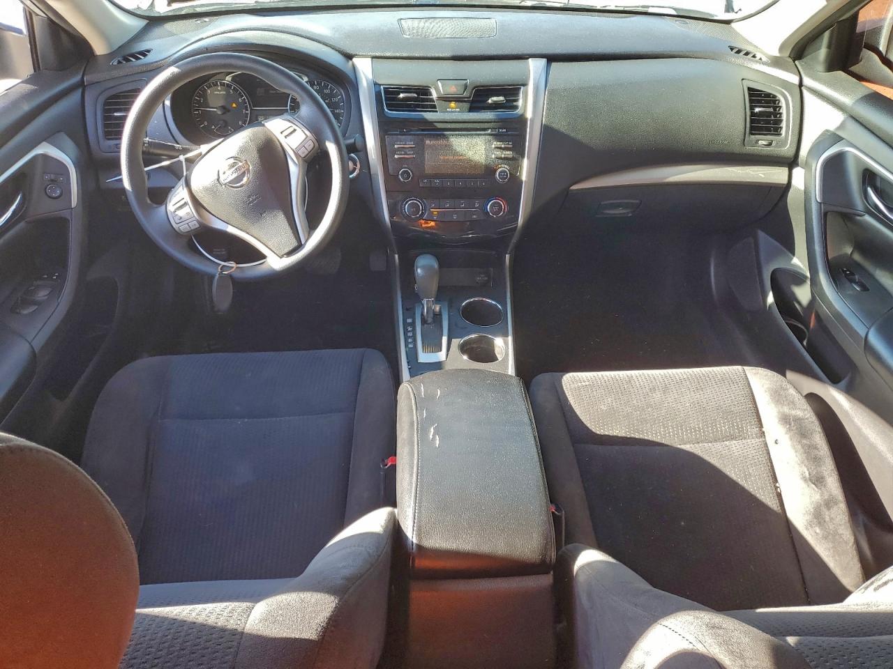 Nissan Altima 2.5 Image 3
