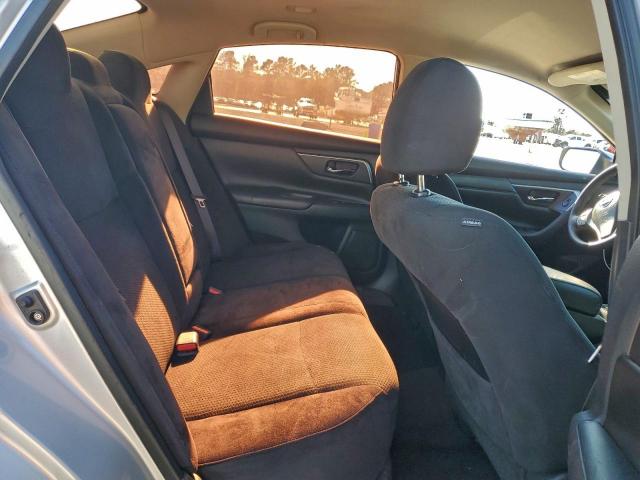 Nissan Altima 2.5 Image 9