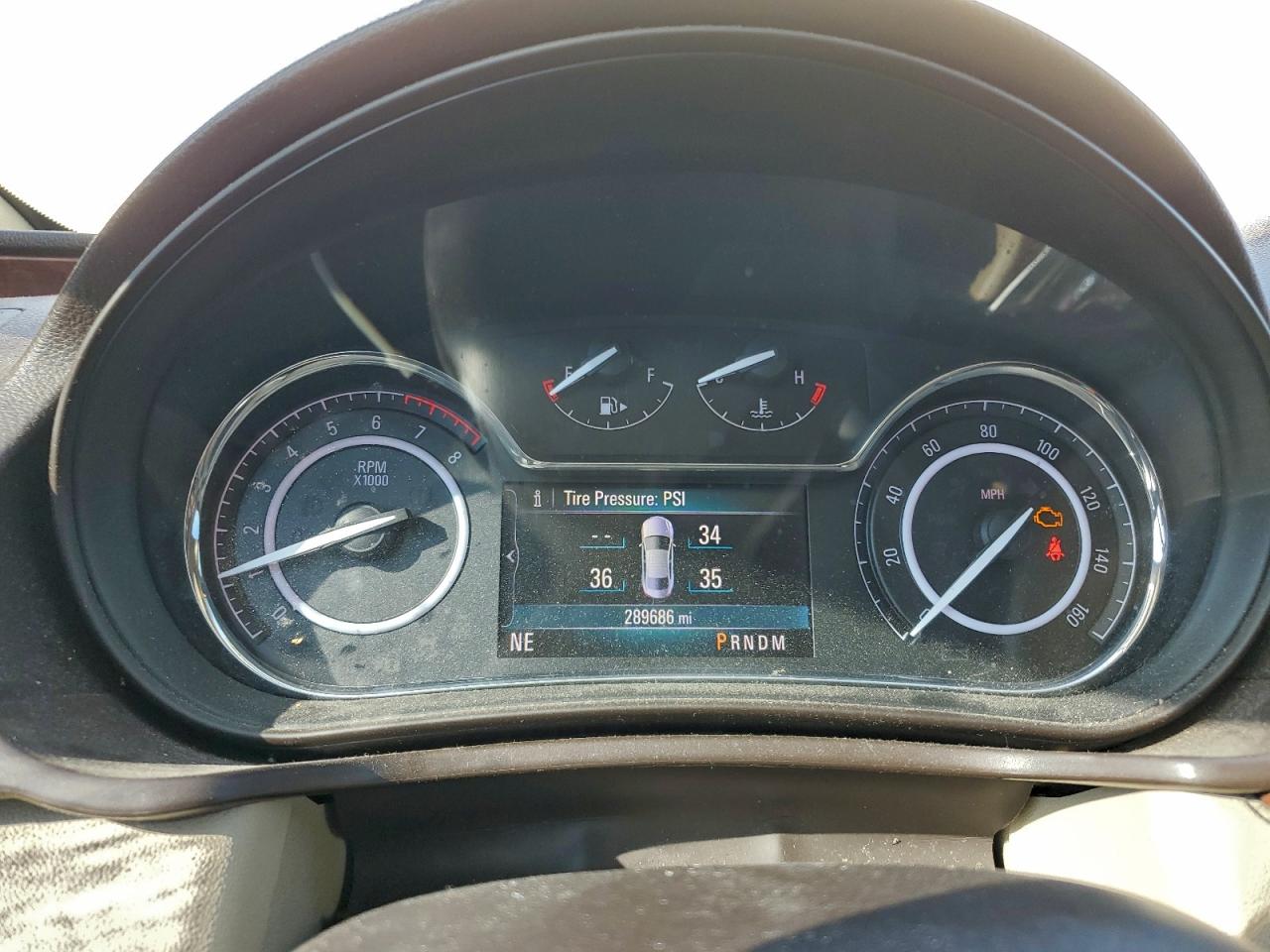 Buick Regal Premium Image 10